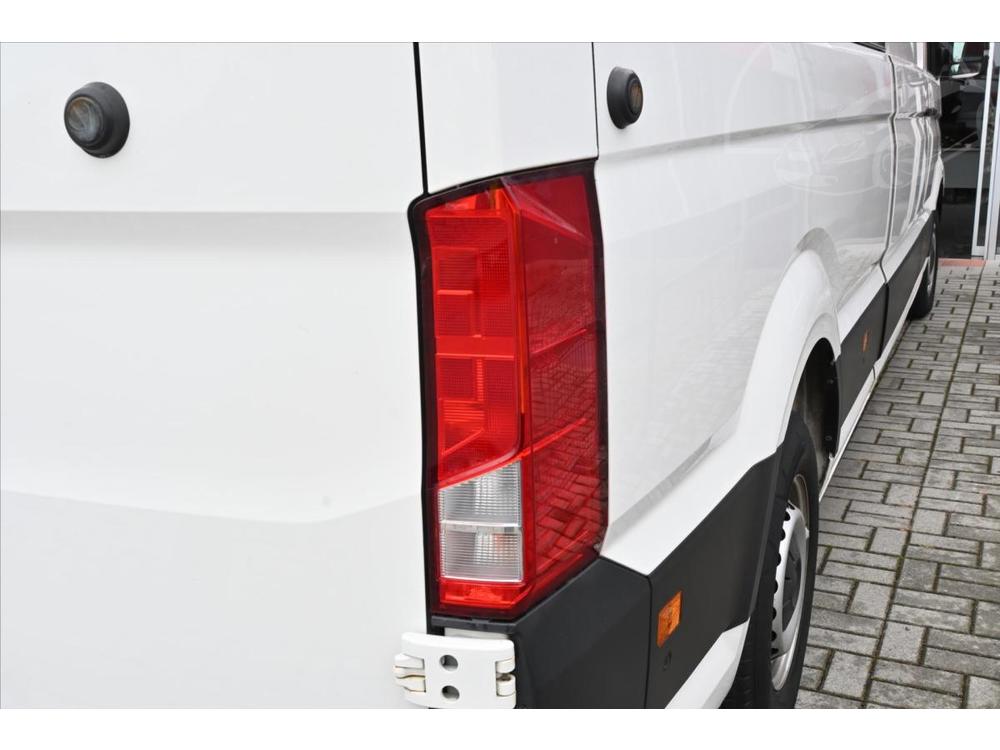 Volkswagen Crafter 2,0 TDI 130 kW L3H2 Zruka a