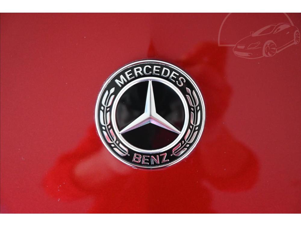 Mercedes-Benz E 220 d AT9 BUSINESS Zruka a 5