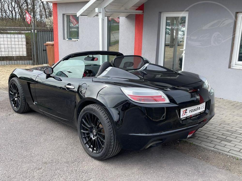 Opel GT 2.0 Turbo 194kW