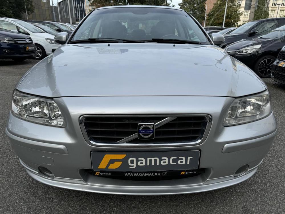 Volvo S60 2,4 BEZ KOROZE 2,4 D5