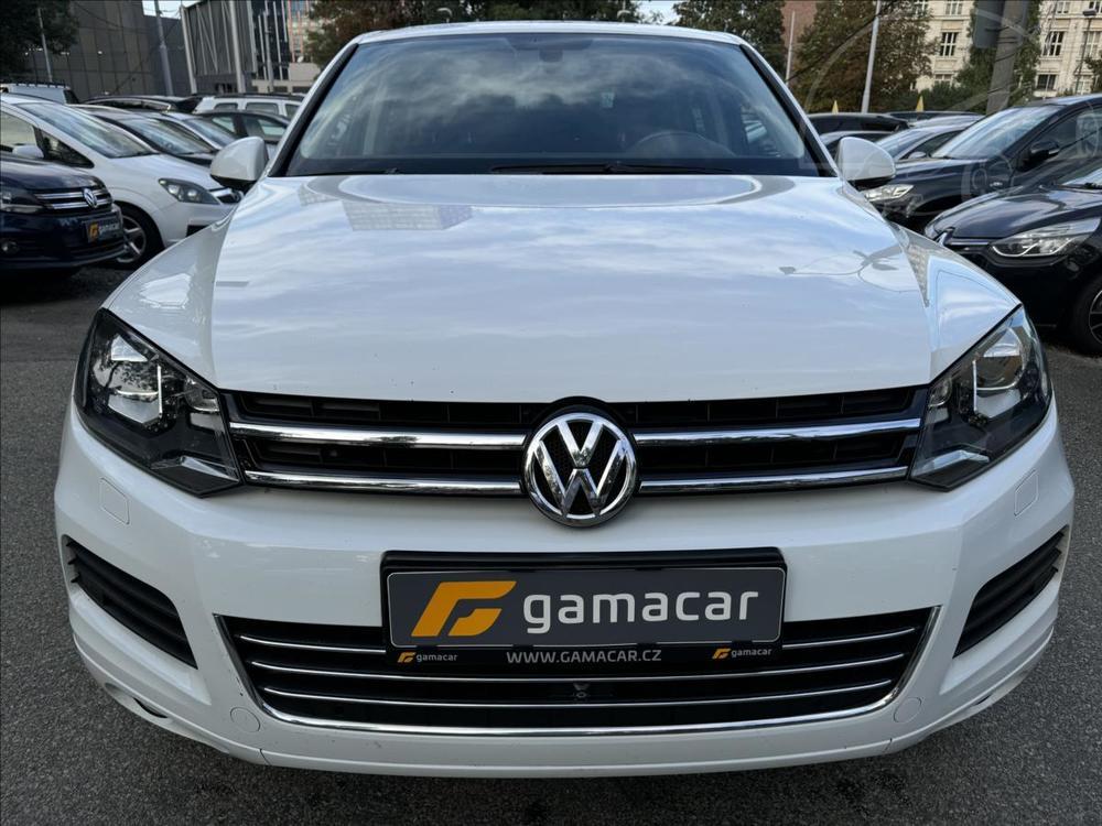 Volkswagen Touareg 3,0 kamera.360 xenon !