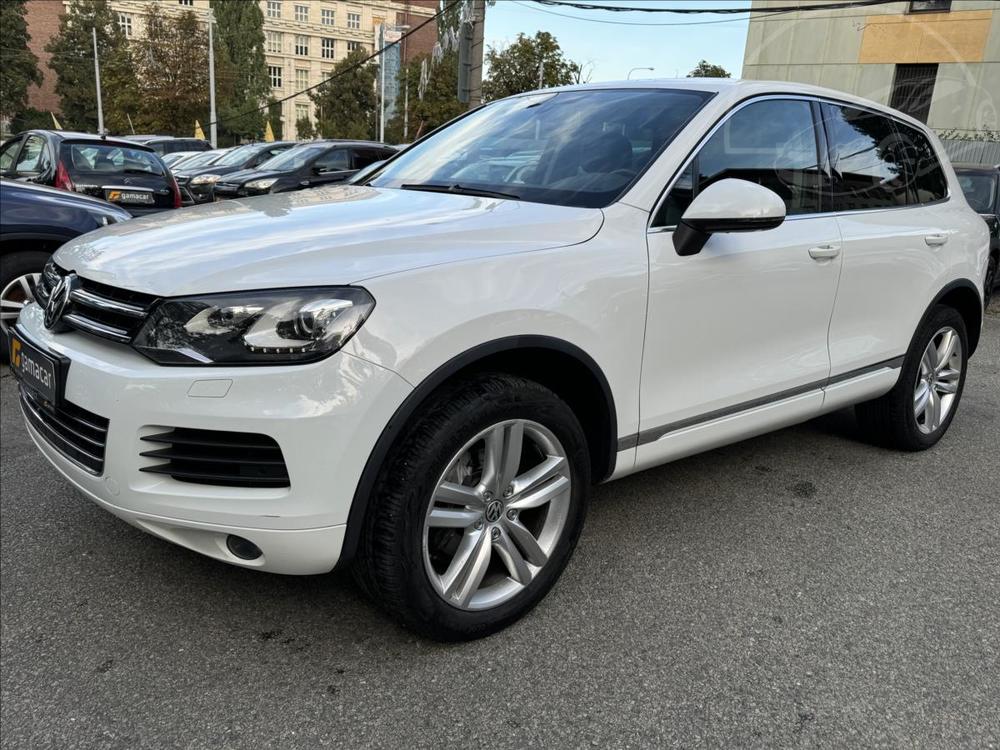 Volkswagen Touareg 3,0 kamera.360 xenon !