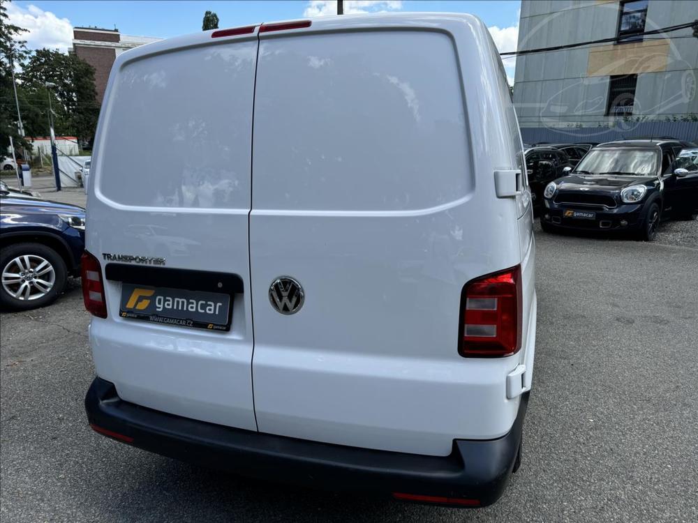 Volkswagen Transporter 2,0 Nov pneu+KRASN STAV !!!