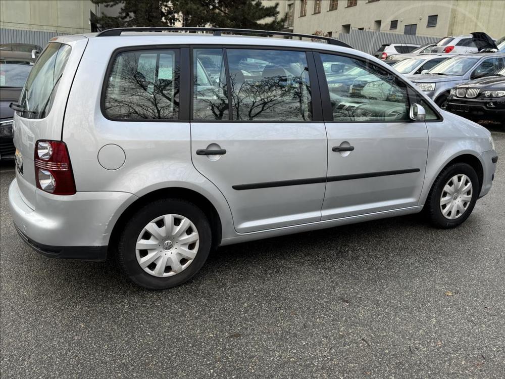 Volkswagen Touran 1,6 BIFUEL+BEZ KOROZE.!!