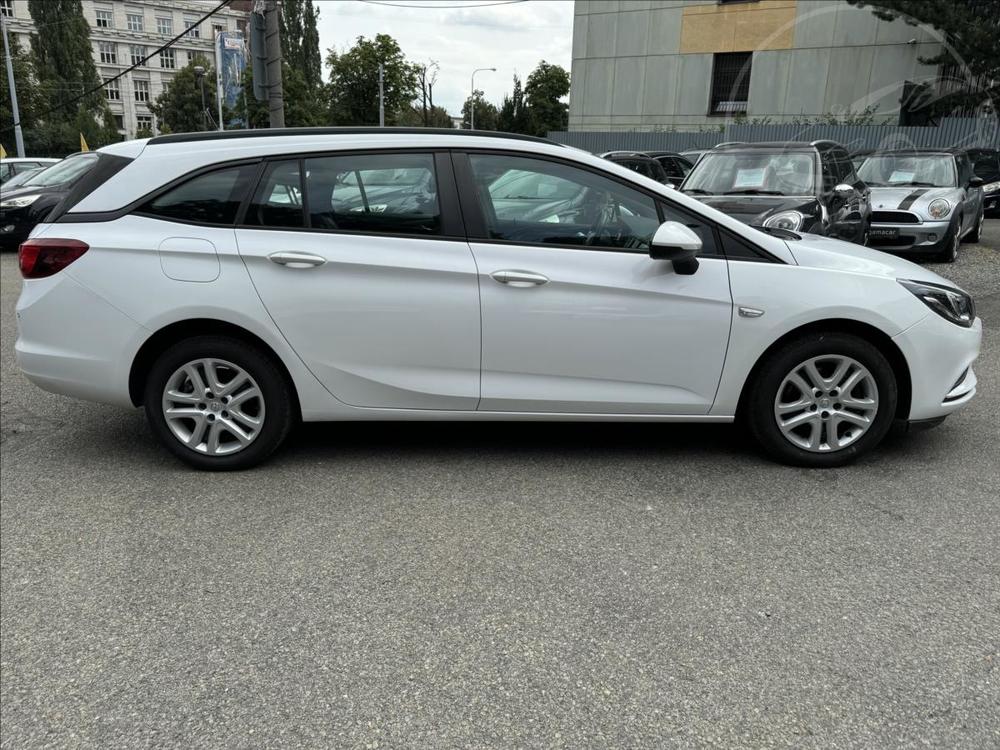 Opel Astra 1,6 CDTi 81kW Excite