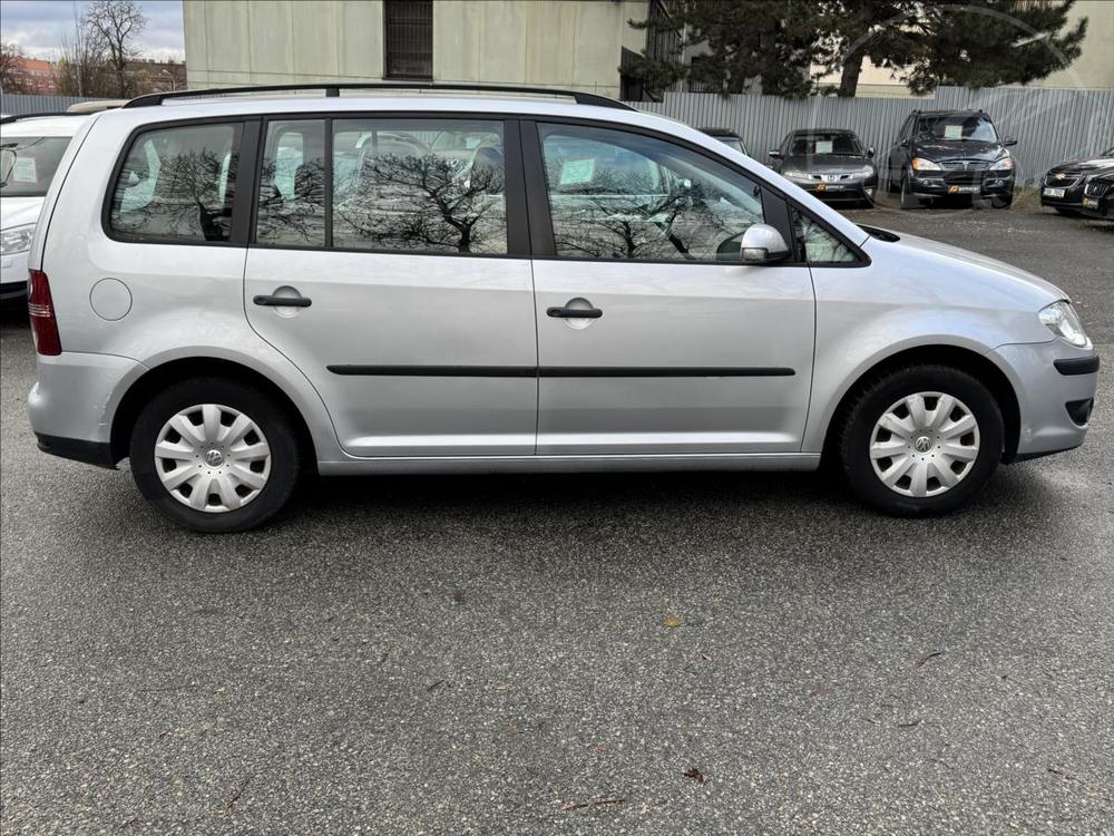 Volkswagen Touran 1,6 BIFUEL+BEZ KOROZE.!!