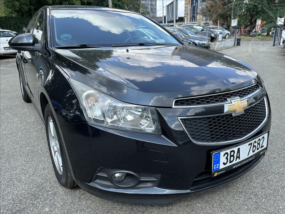 Chevrolet Cruze 1,6 po velkem servise !!!