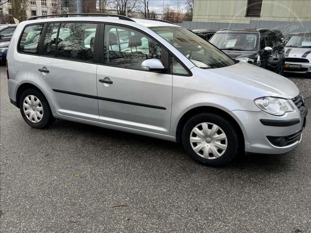 Volkswagen Touran 1,6 BIFUEL+BEZ KOROZE.!!