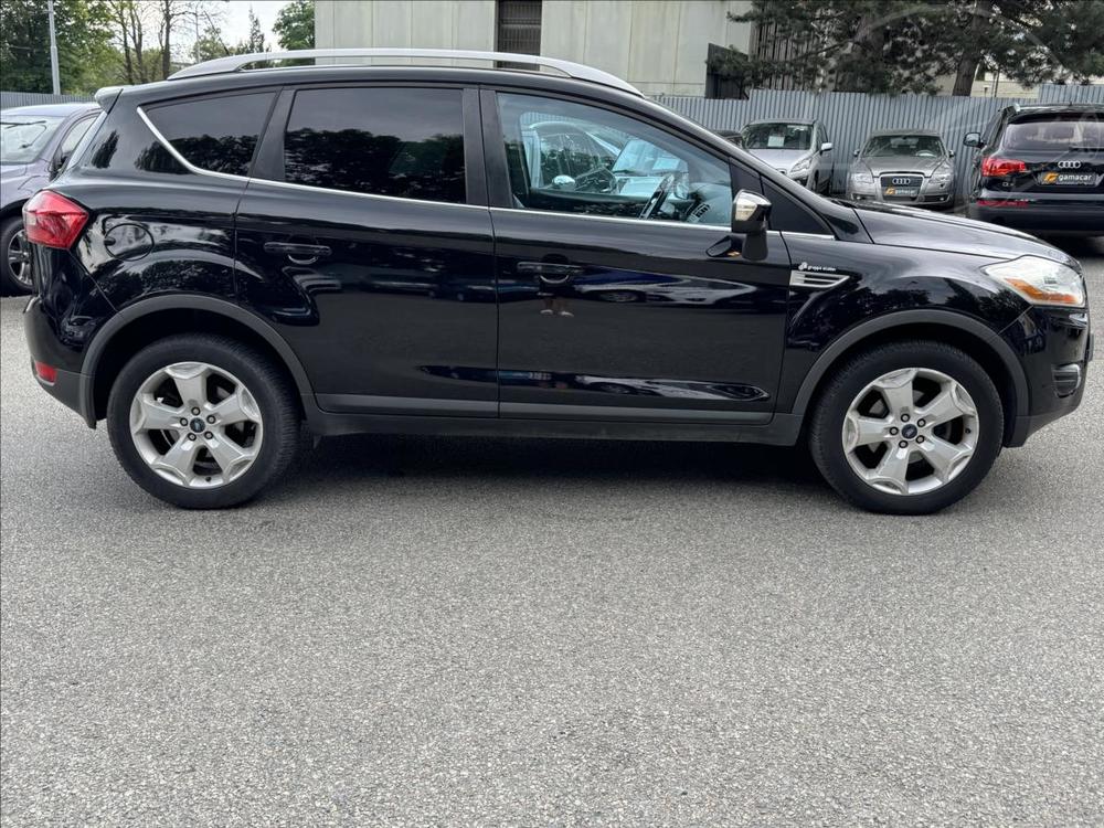 Ford Kuga 2,0 TITANIUM+4x4+Manual