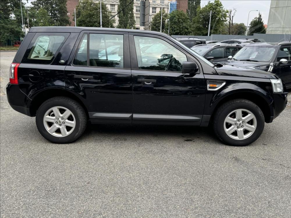 Land Rover Freelander 2,2 TD4 E BEZ KOROZE