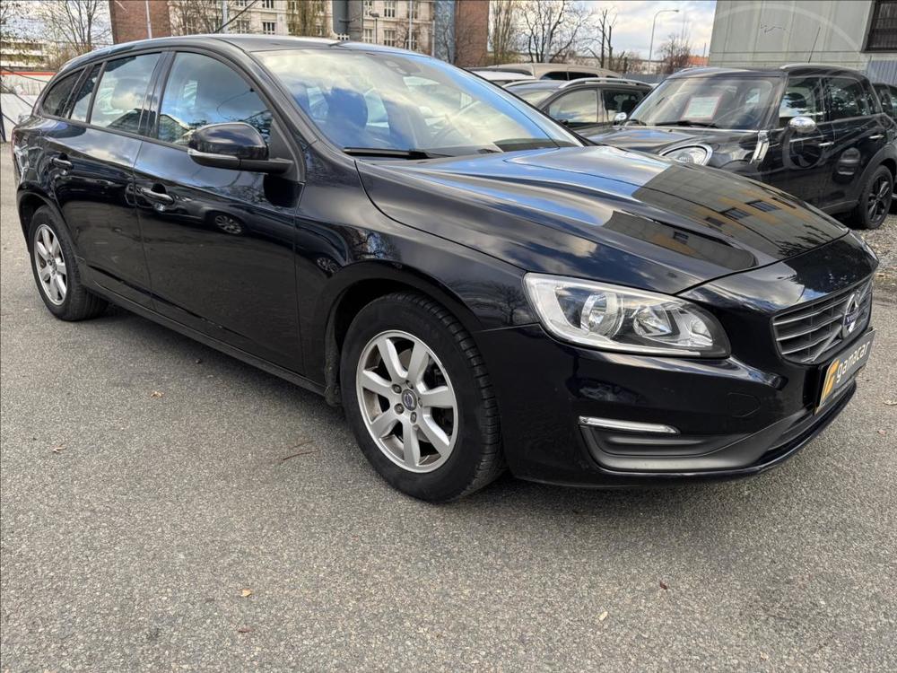 Volvo V60 1,6 Facelift+SERVIS JEN