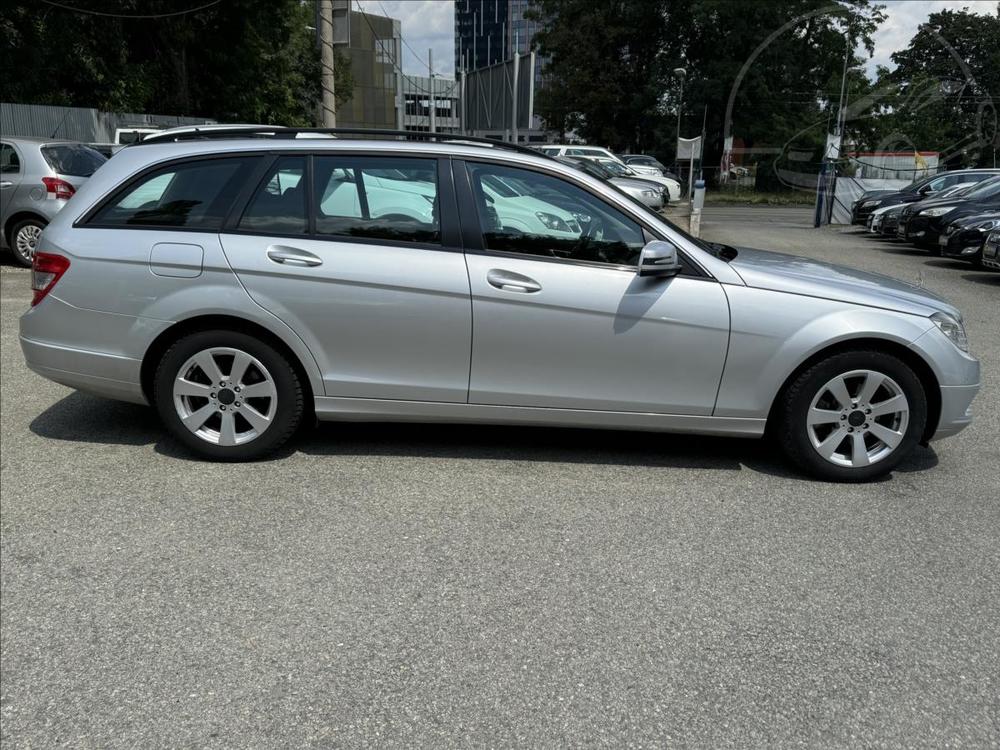 Mercedes-Benz C 2,2 BEZ KOROZE +TOP !!