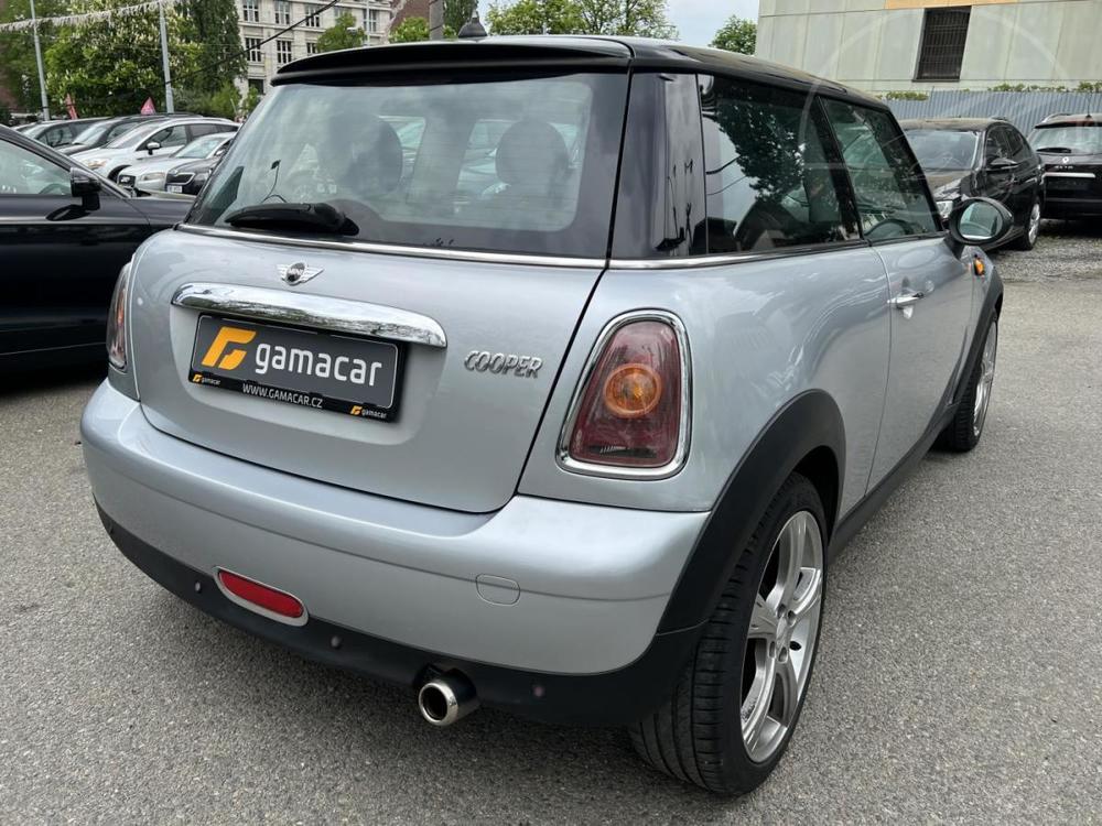 Mini Cooper 1,6 BEZ KOROZE !!