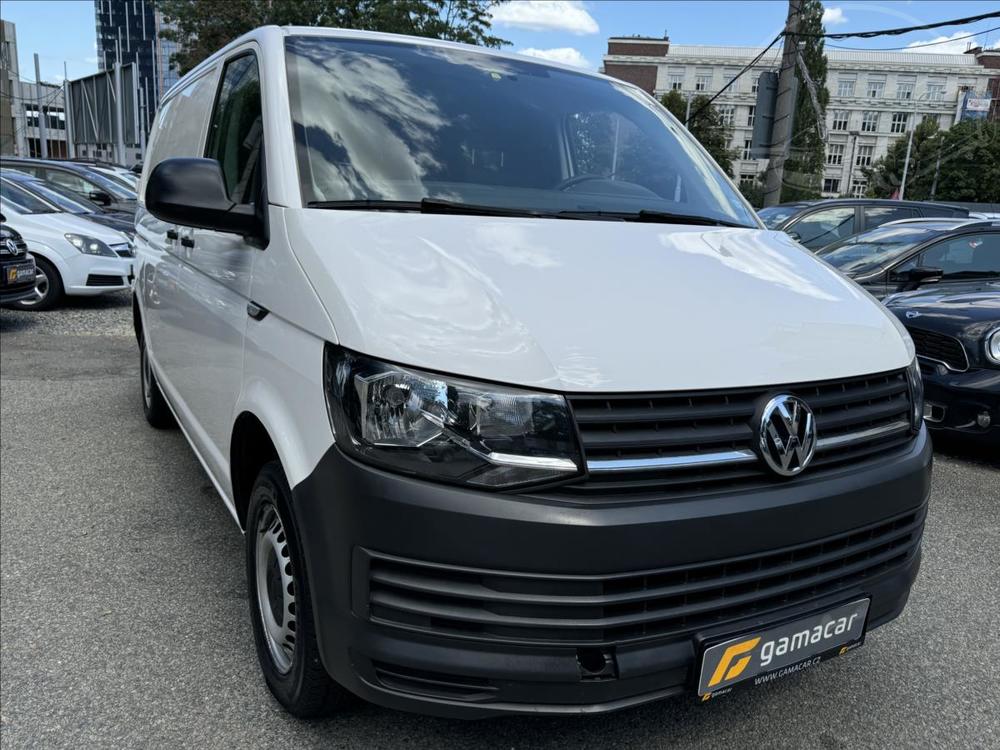 Volkswagen Transporter 2,0 Nov pneu+KRASN STAV !!!