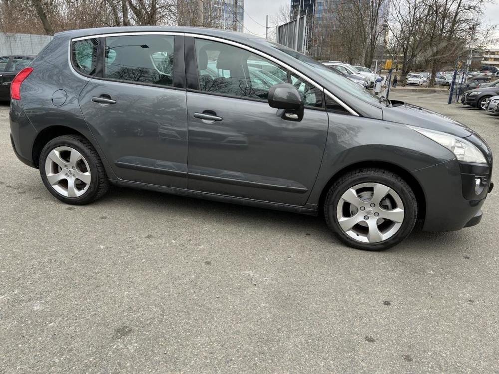 Peugeot 3008 1,6 Bez koroze TOP !