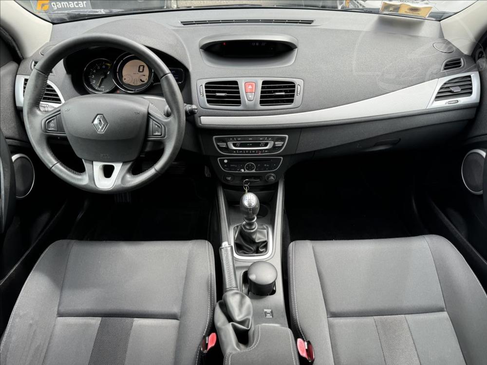 Renault Megane 1,6 Bez koroze KRASN STAV !!