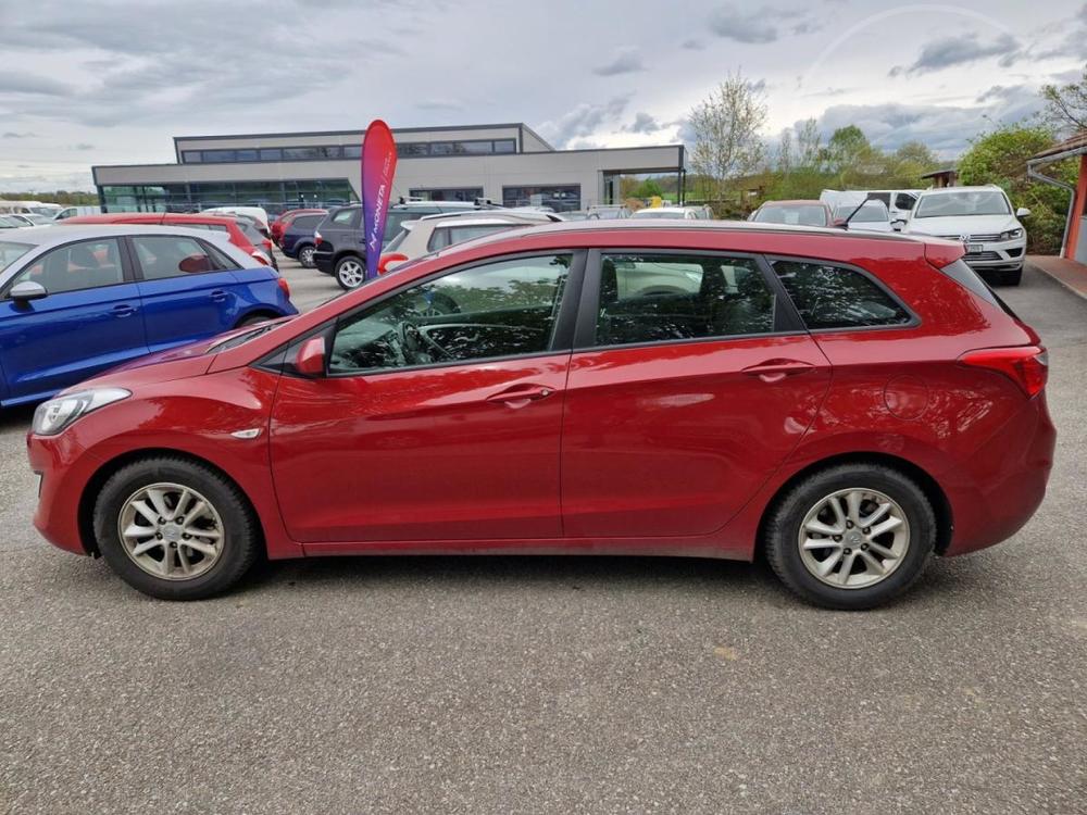 Hyundai i30 1,6i 16v 99 Kw Czech edition