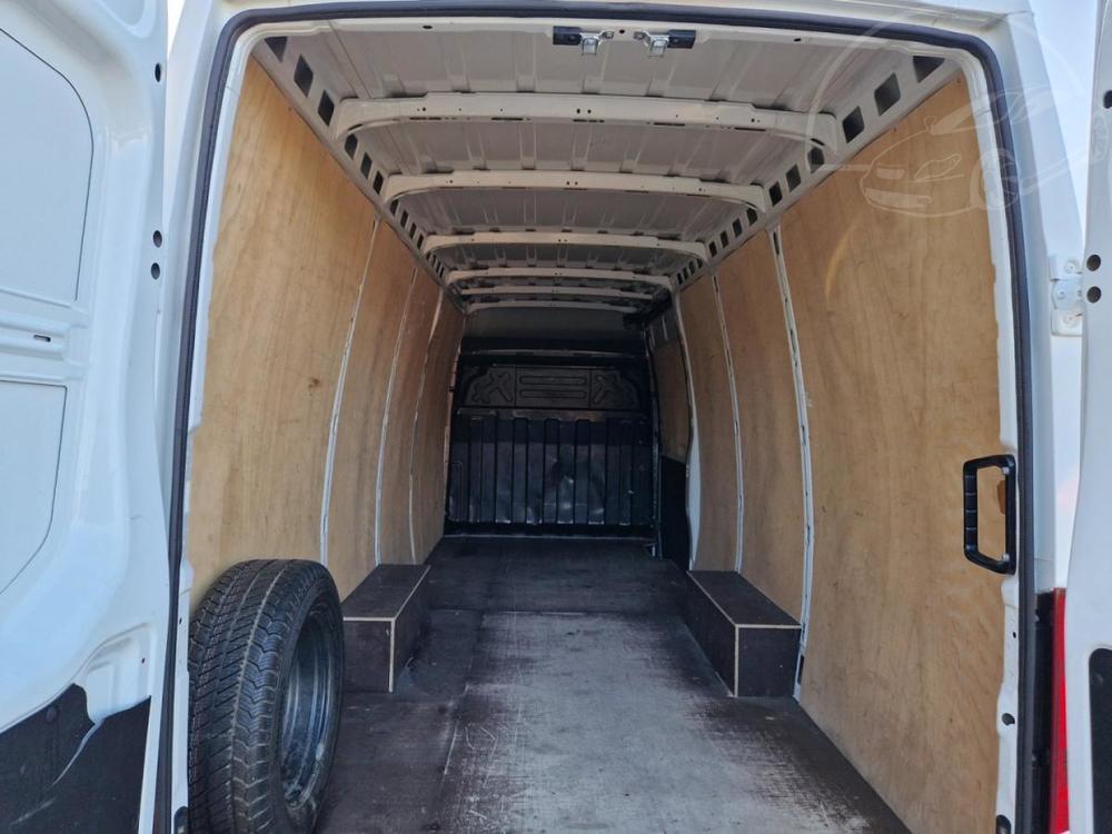 Iveco Daily 3,0 132 Kw  35S18 Automat