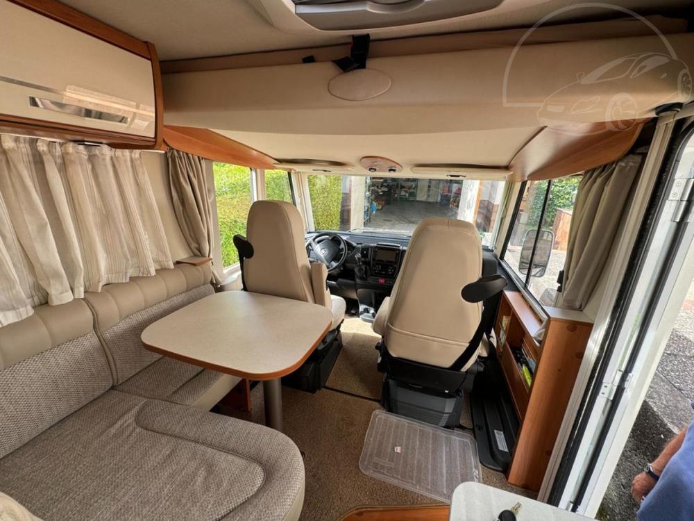 Hymer  EX 588