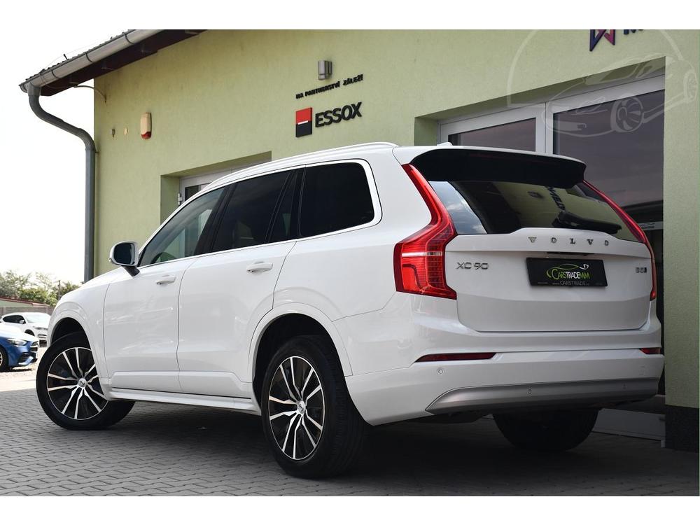 Volvo XC90 B5 AWD MOMENTUM ACC R 1.M