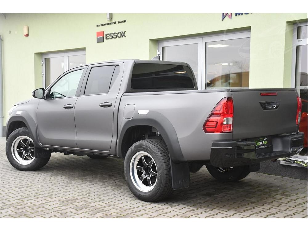 Toyota Hilux 2.8D-4D ZRUKA WEBASTO R 1.M