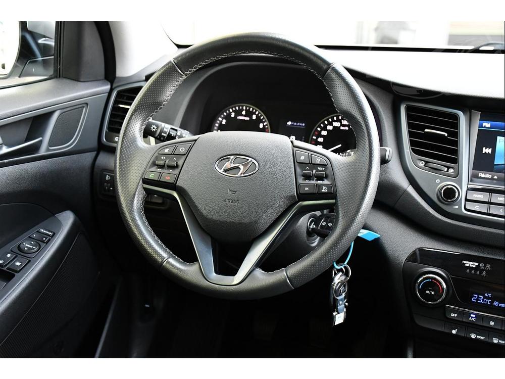 Hyundai Tucson 1.6GDi NAV SERVISN KN͎KA R