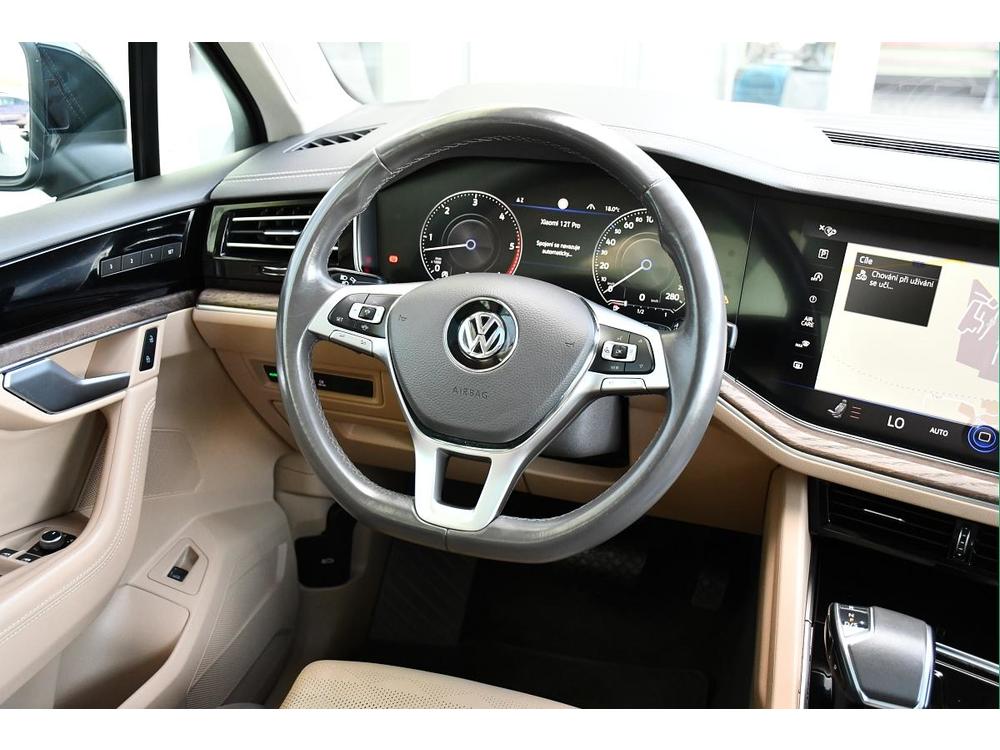 Volkswagen Touareg 3.0TDi TAN VZDUCH R 1.M