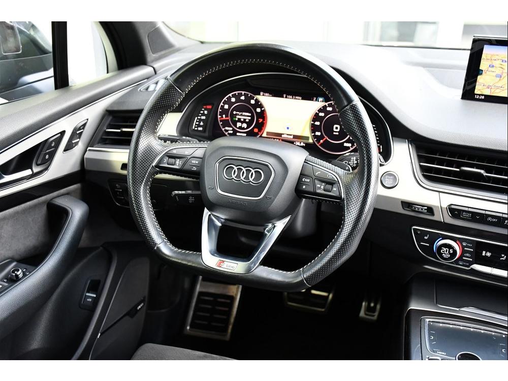 Audi Q7 3.0TFSi V6 S-LINE  NIGH VISION