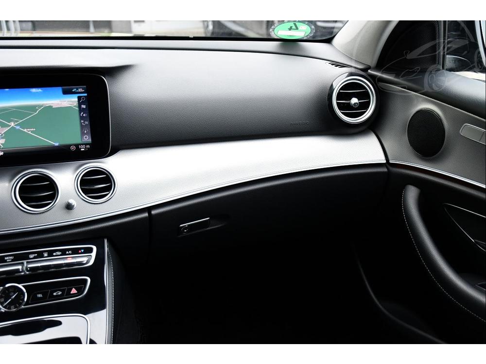 Hyundai i30 1.6CRDi 85kW CARPLAY R 2xKOLA