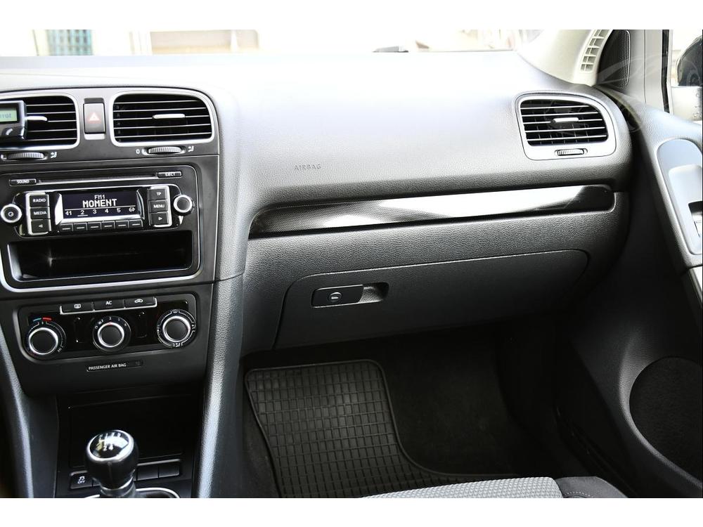 Volkswagen Golf 1.6TDi 66kW 2xKOLA