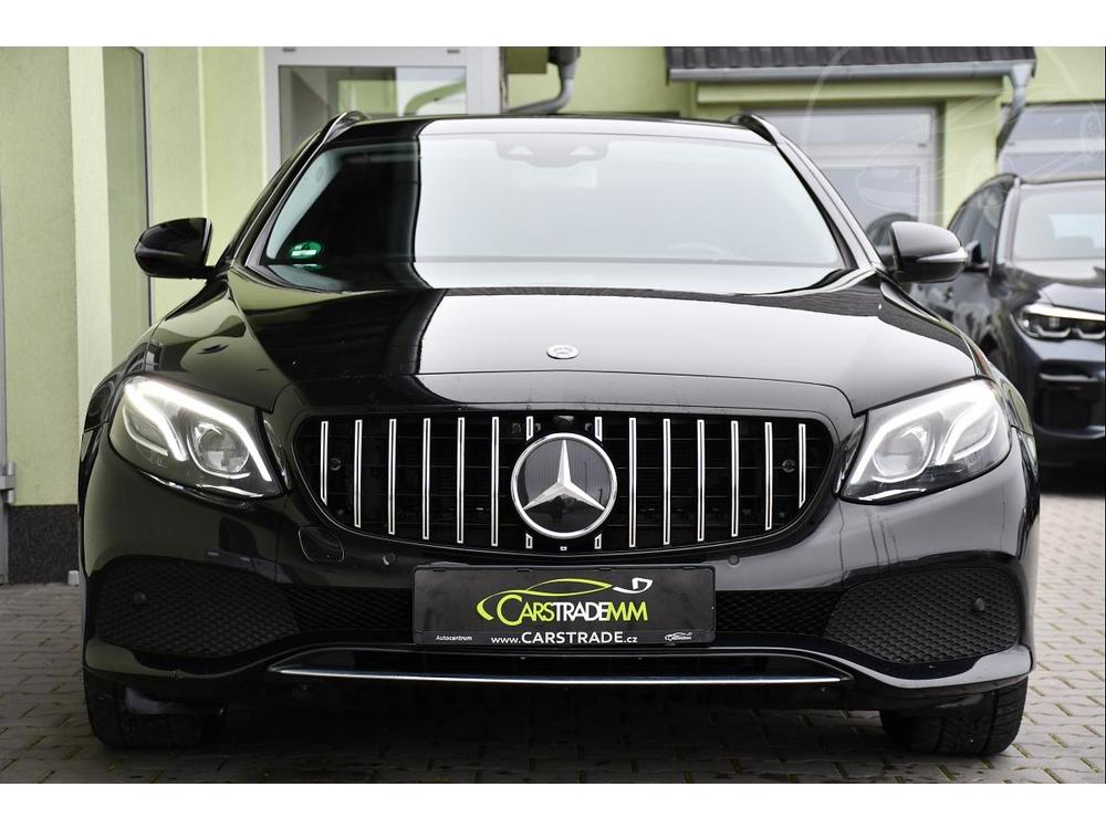 Mercedes-Benz E 220 d 4MATIC N.TOP LED CARPLAY