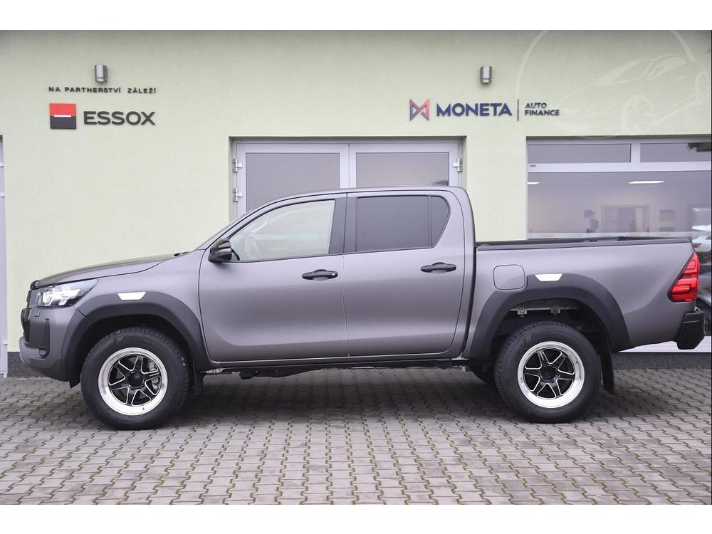 Toyota Hilux 2.8D-4D ZRUKA WEBASTO R 1.M