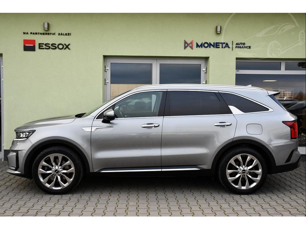 Kia Sorento 2.2CRDi ZRUKA BOSE PANO 7MST