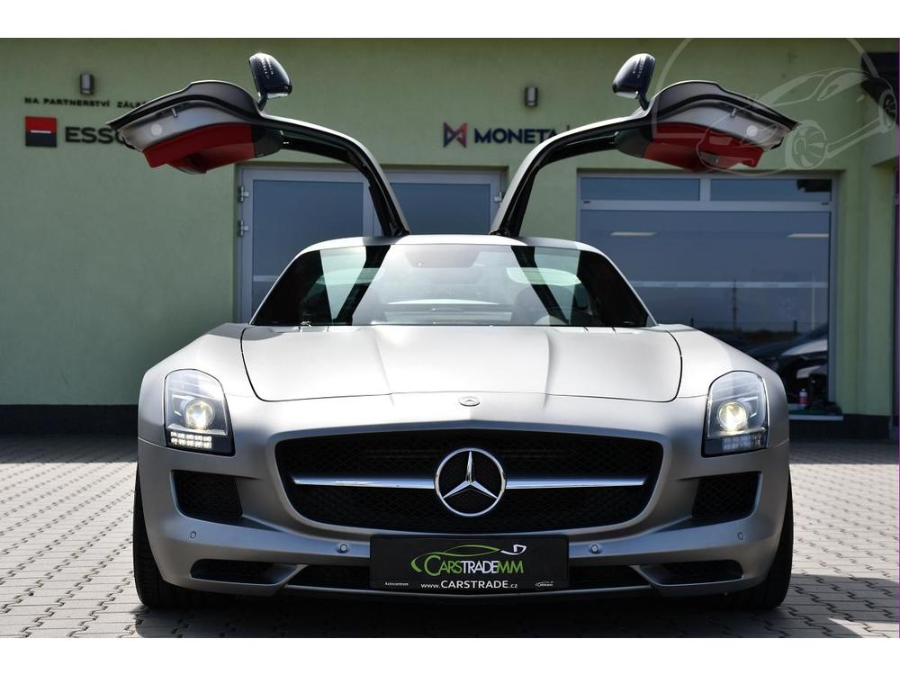 Mercedes-Benz SLS AMG 6.2 V8