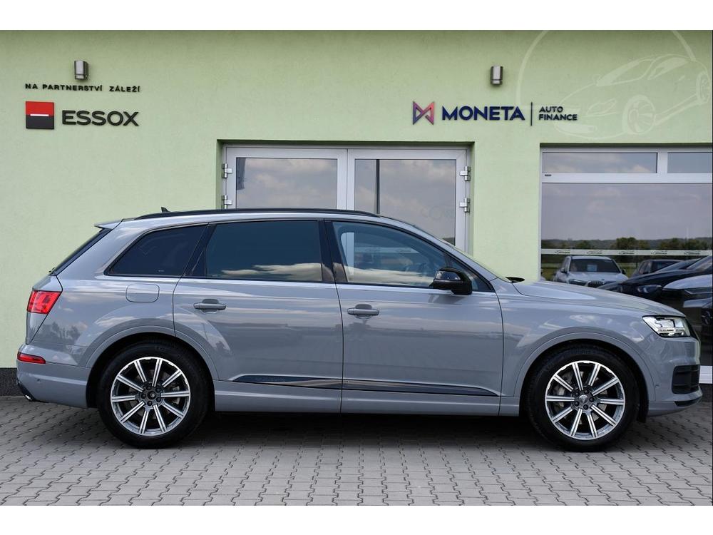 Audi Q7 3.0TFSi V6 S-LINE  NIGH VISION