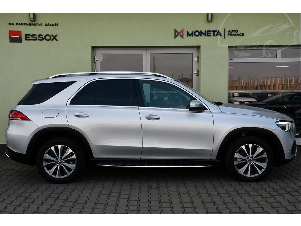 Mercedes-Benz GLE 300d 4MATIC REZERVACE