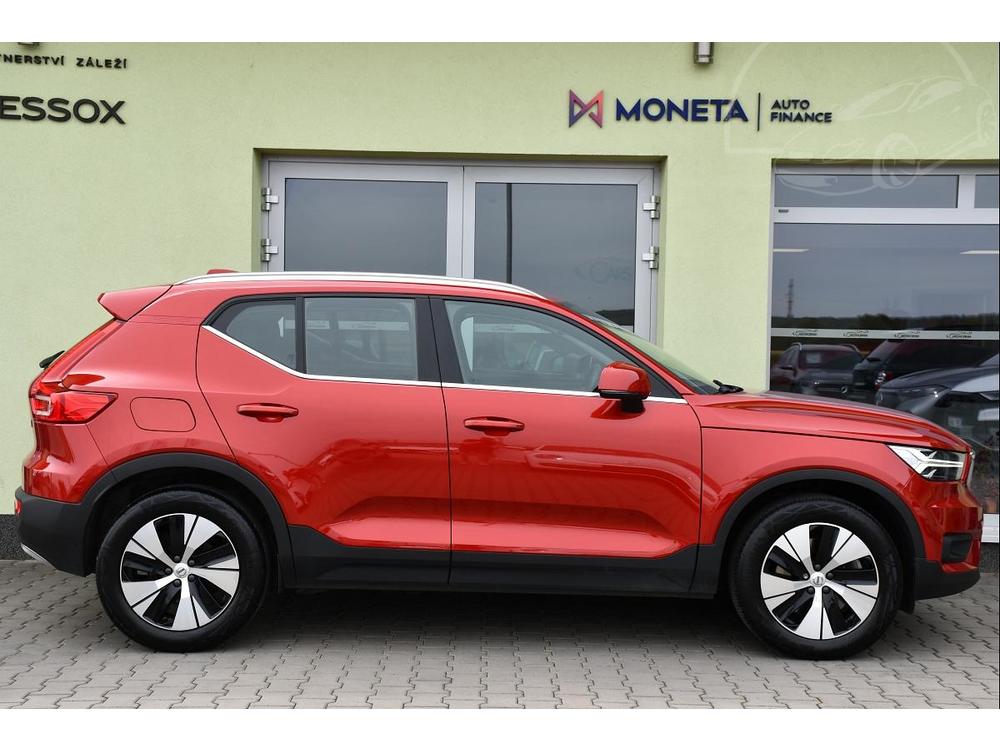 Volvo XC40 T5 RECHARGE MOMENTUM PRO H/K