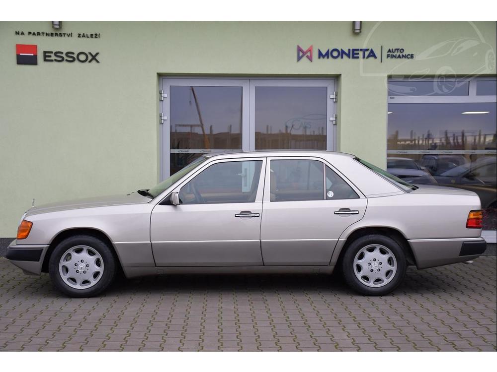 Mercedes-Benz 124 230E PKN STAV 63.730KM !