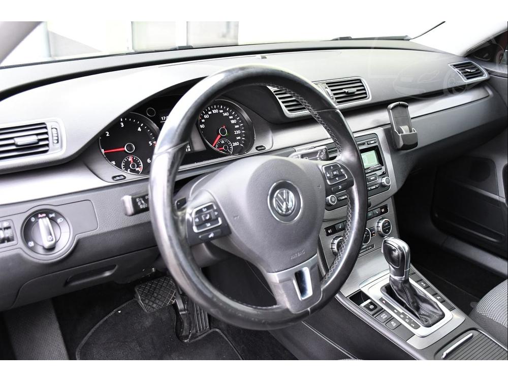 Volkswagen Passat 2.0TDi DSG COMFORTLINE