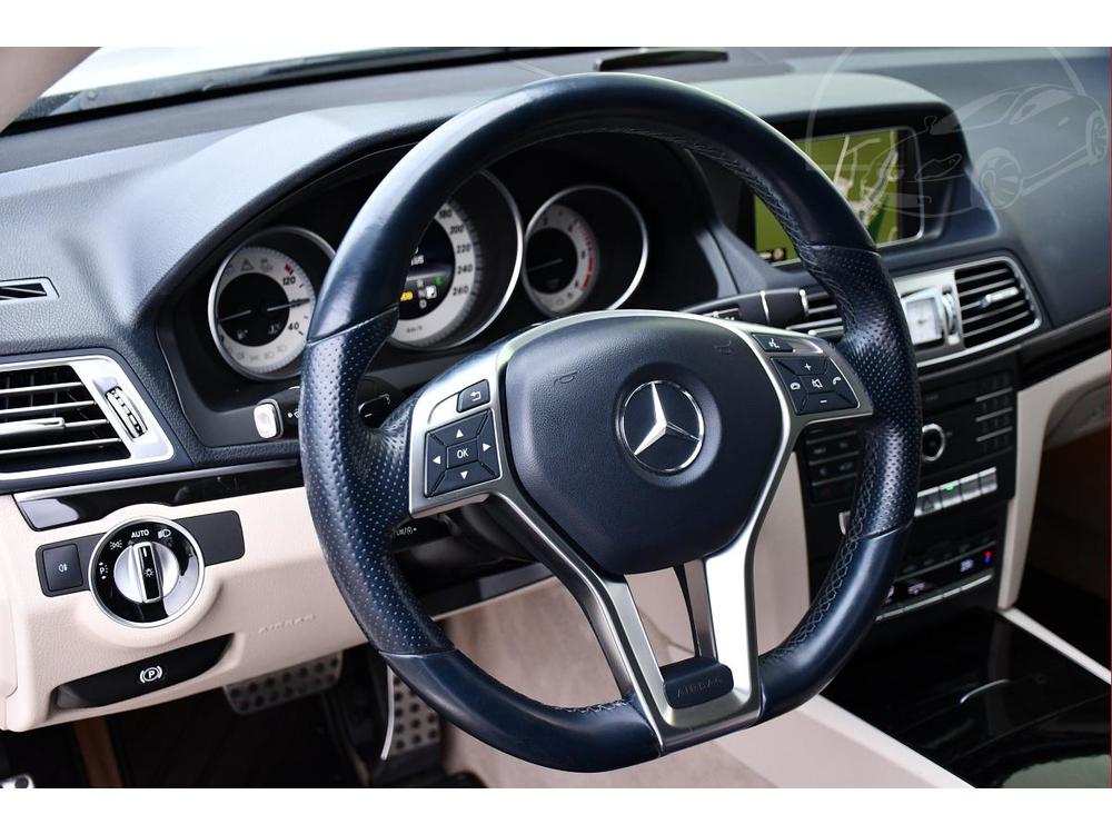 Mercedes-Benz E 250 D AMG A/T LED PANO NAVI