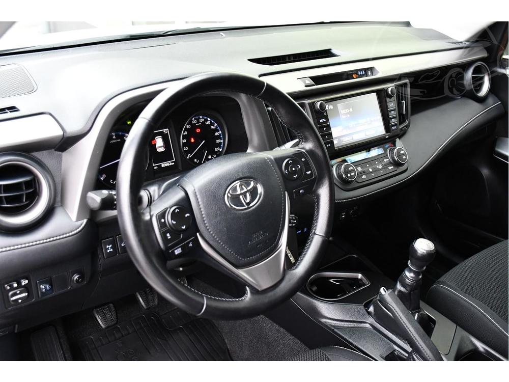 Toyota RAV4 2.0VVT-i 112 kW 4WD R 1.MAJ