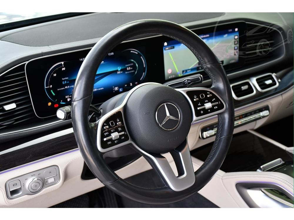 Mercedes-Benz GLE 300D 4MATIC CARPLAY ZRUKA