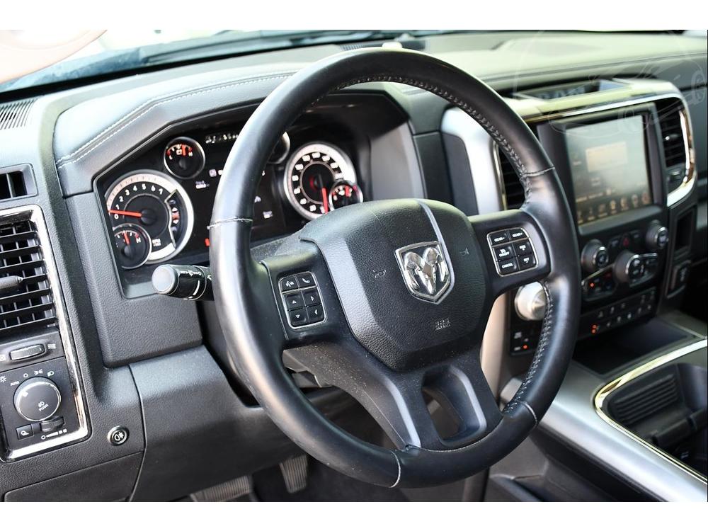 Dodge Ram 5.7 V8 HEMI SPORT NAVI KAMERA