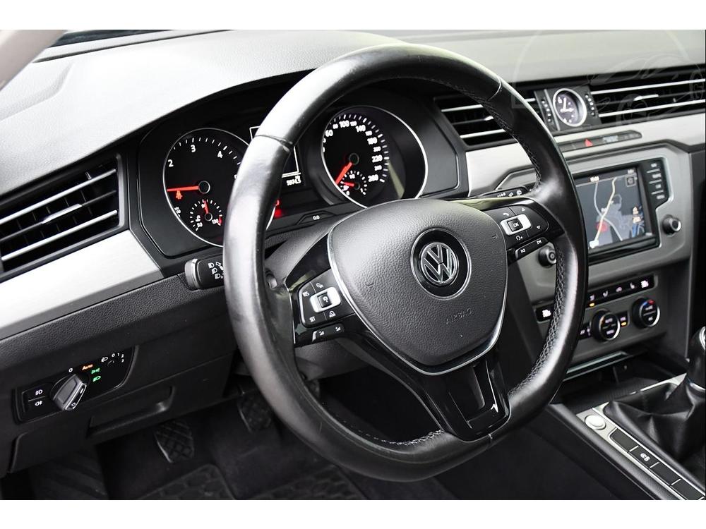 Volkswagen Passat 2.0TDi REZERVACE