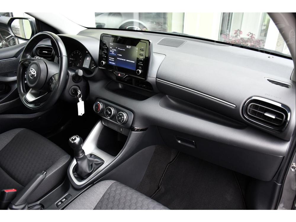 Toyota Yaris 1.0VVT-i CARPLAY KAMERA