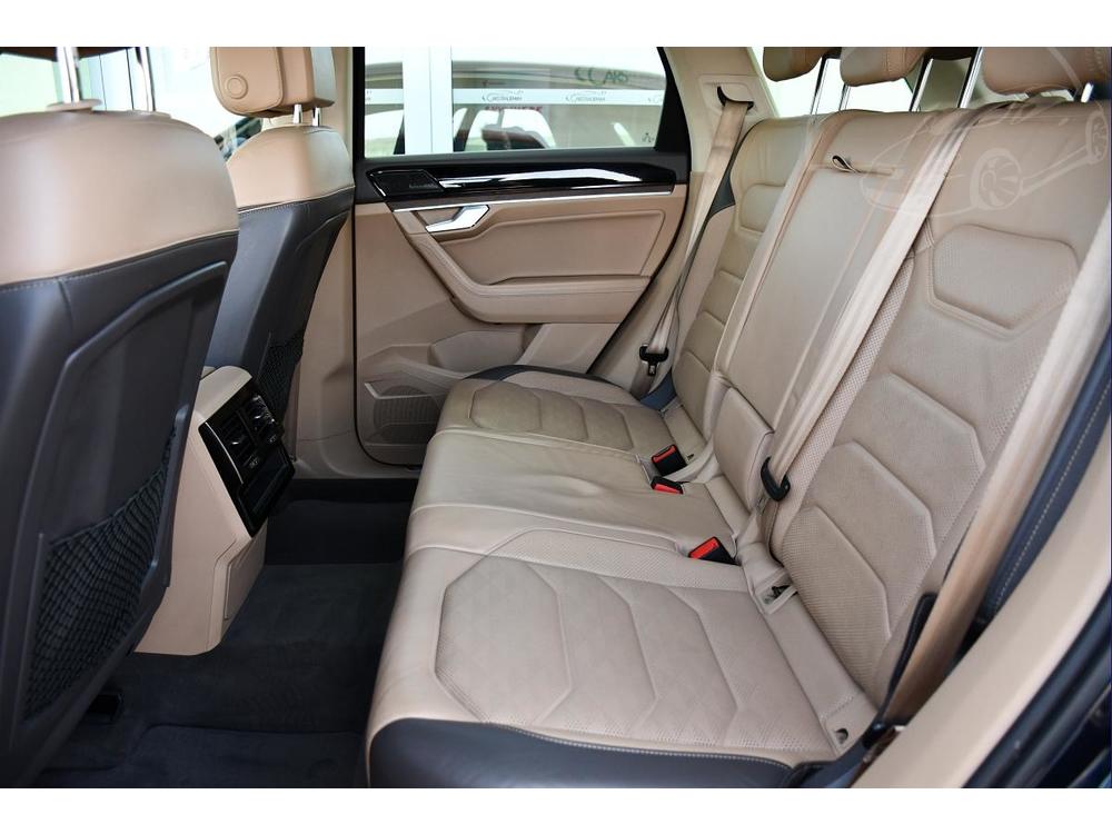 Volkswagen Touareg 3.0TDi TAN VZDUCH R 1.M