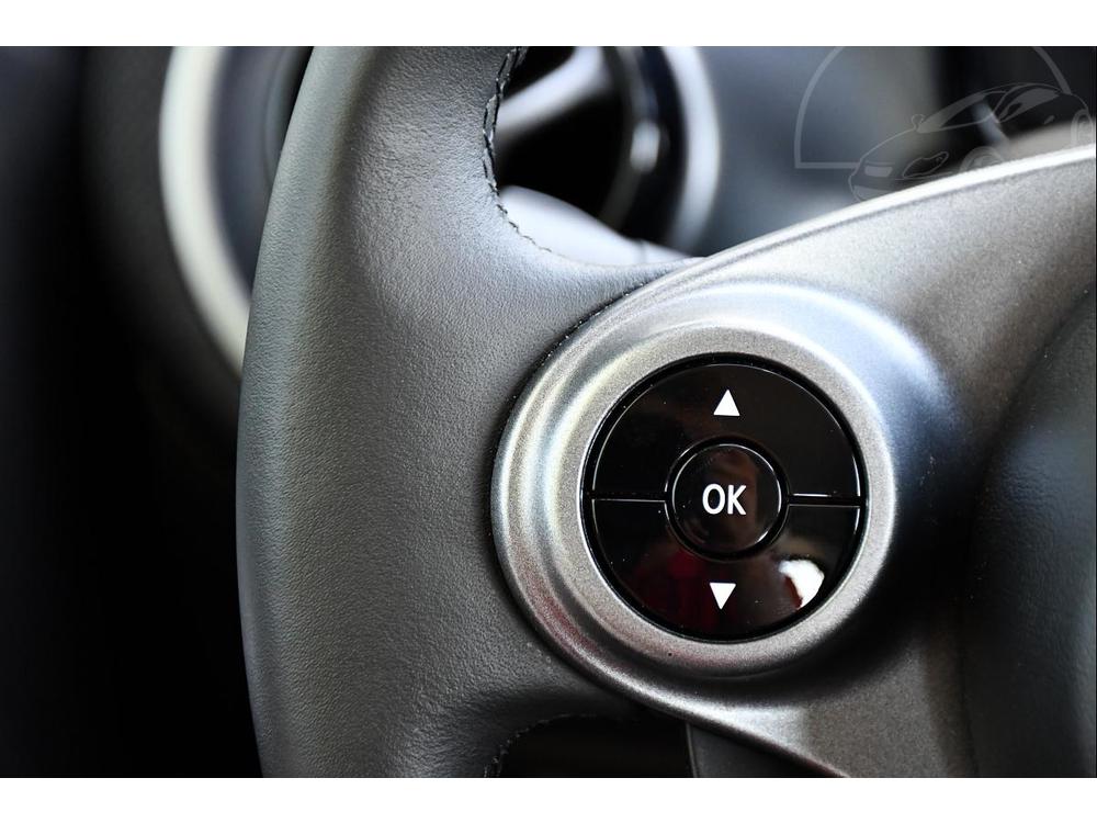 Smart Fortwo EQ PASSION 60kW CARPLAY 1.MAJ