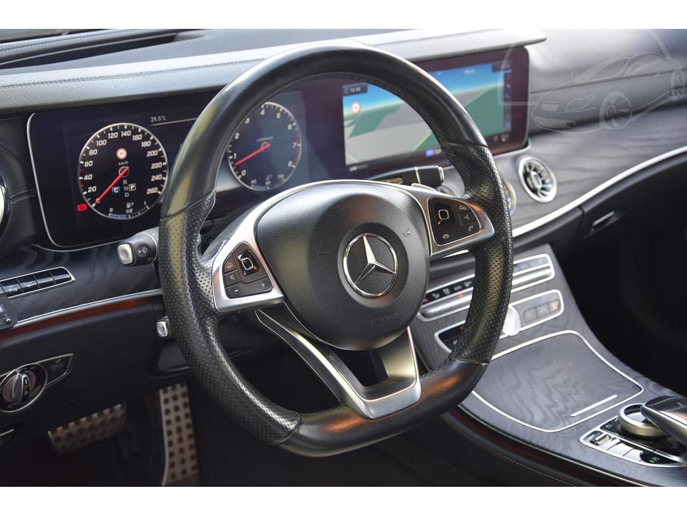 Mercedes-Benz E 400 4M VZDUCH TOP VBAVA