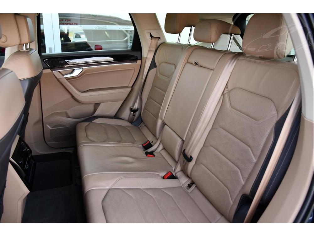 Volkswagen Touareg 3.0TDi TAN VZDUCH R 1.M