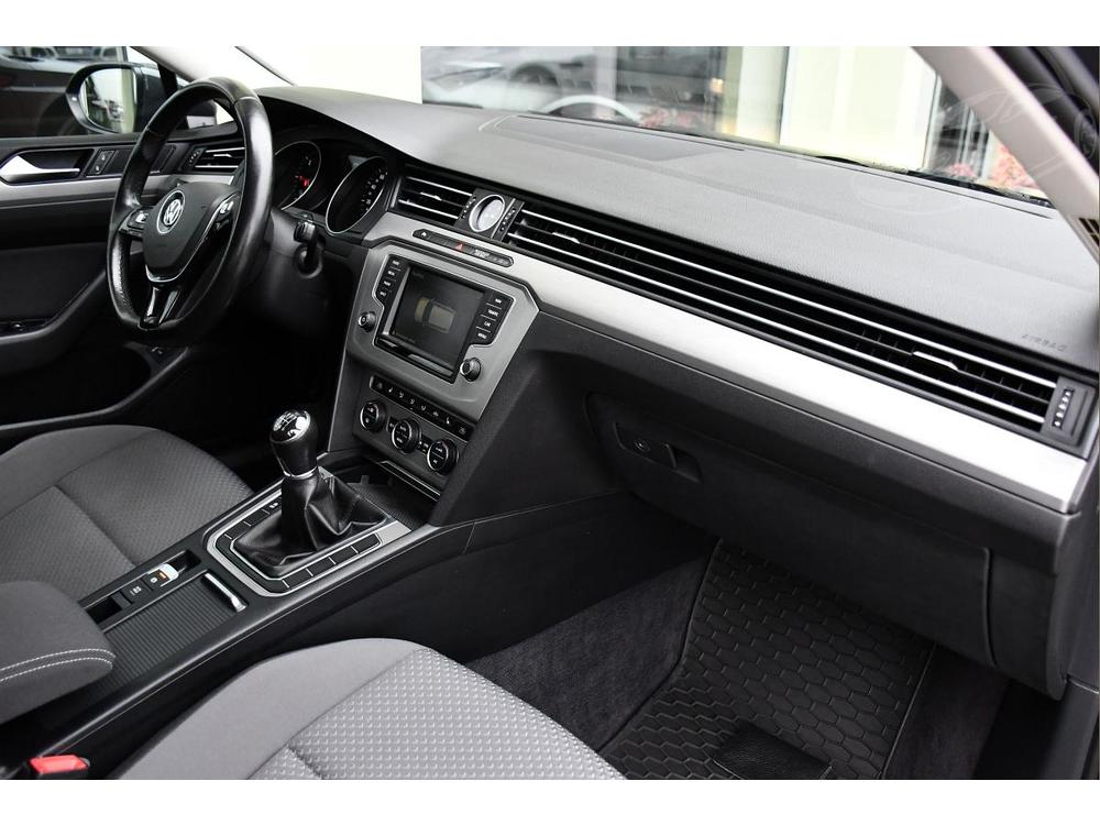 Volkswagen Passat 2.0TDi REZERVACE